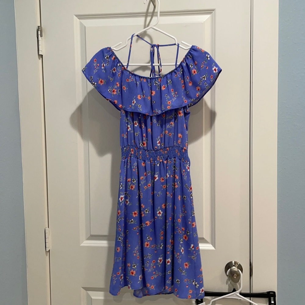 Off the shoulder dress with halter